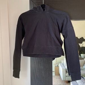 Lululemon cropped long sleeve hoodie with side slits size 4